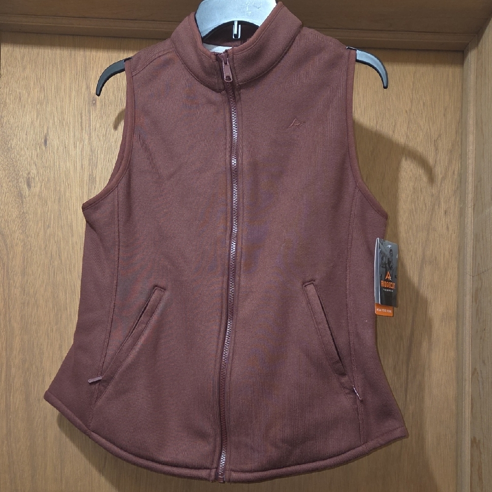 Women's Sleeveless Vest in Rich Brown